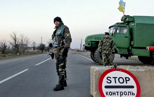 СБУ видала 528 тис. дозволів на перетин лінії зіткнення в зоні АТО з початку року