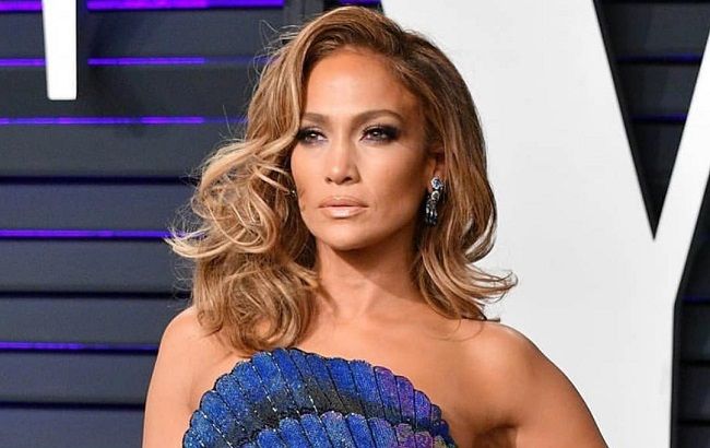 Крила метелика: 49-річна Дженніфер Лопес на вечірці Оскар 2019 затьмарила красою